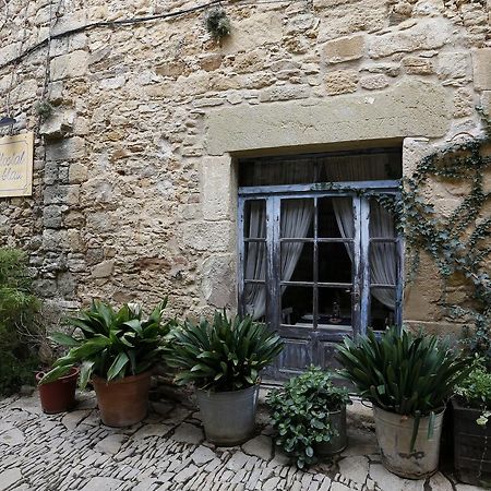 Hostal Blau Peratallada Dış mekan fotoğraf