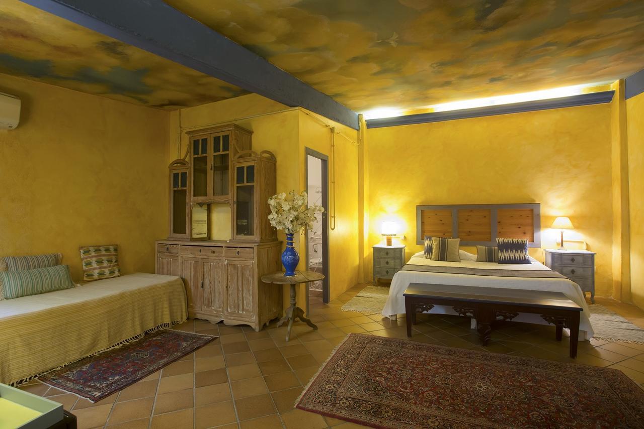 Hostal Blau Peratallada Dış mekan fotoğraf