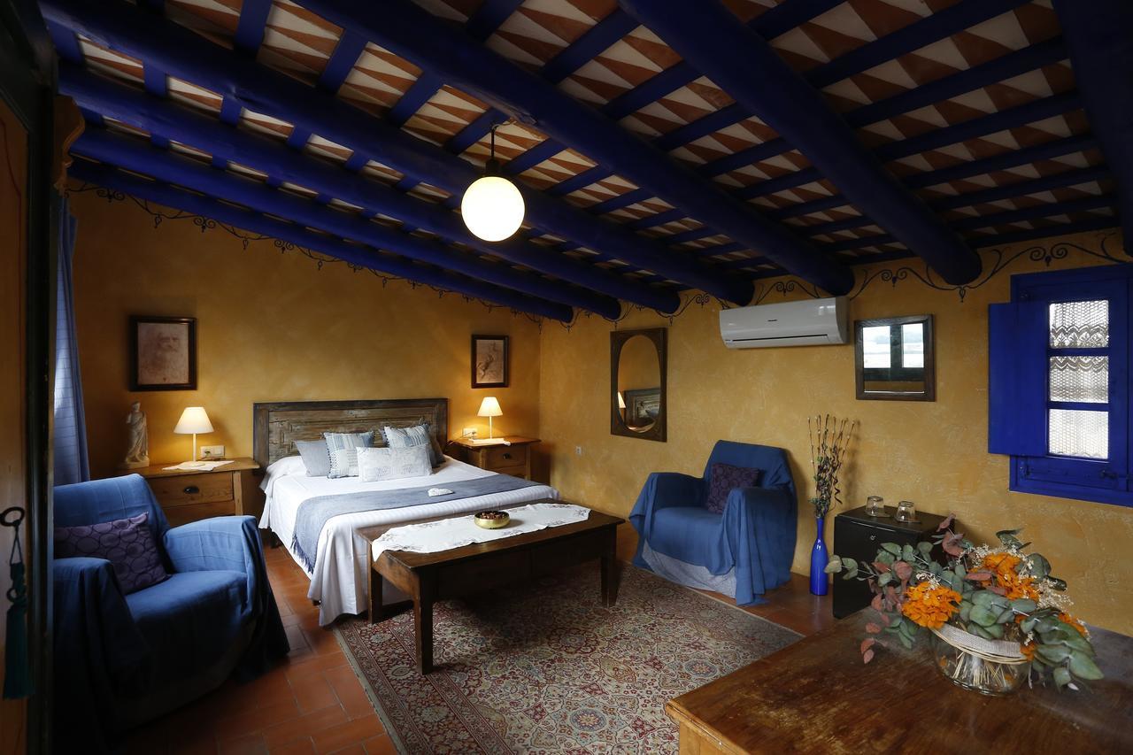 Hostal Blau Peratallada Dış mekan fotoğraf