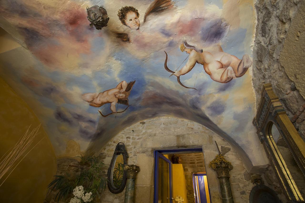 Hostal Blau Peratallada Dış mekan fotoğraf